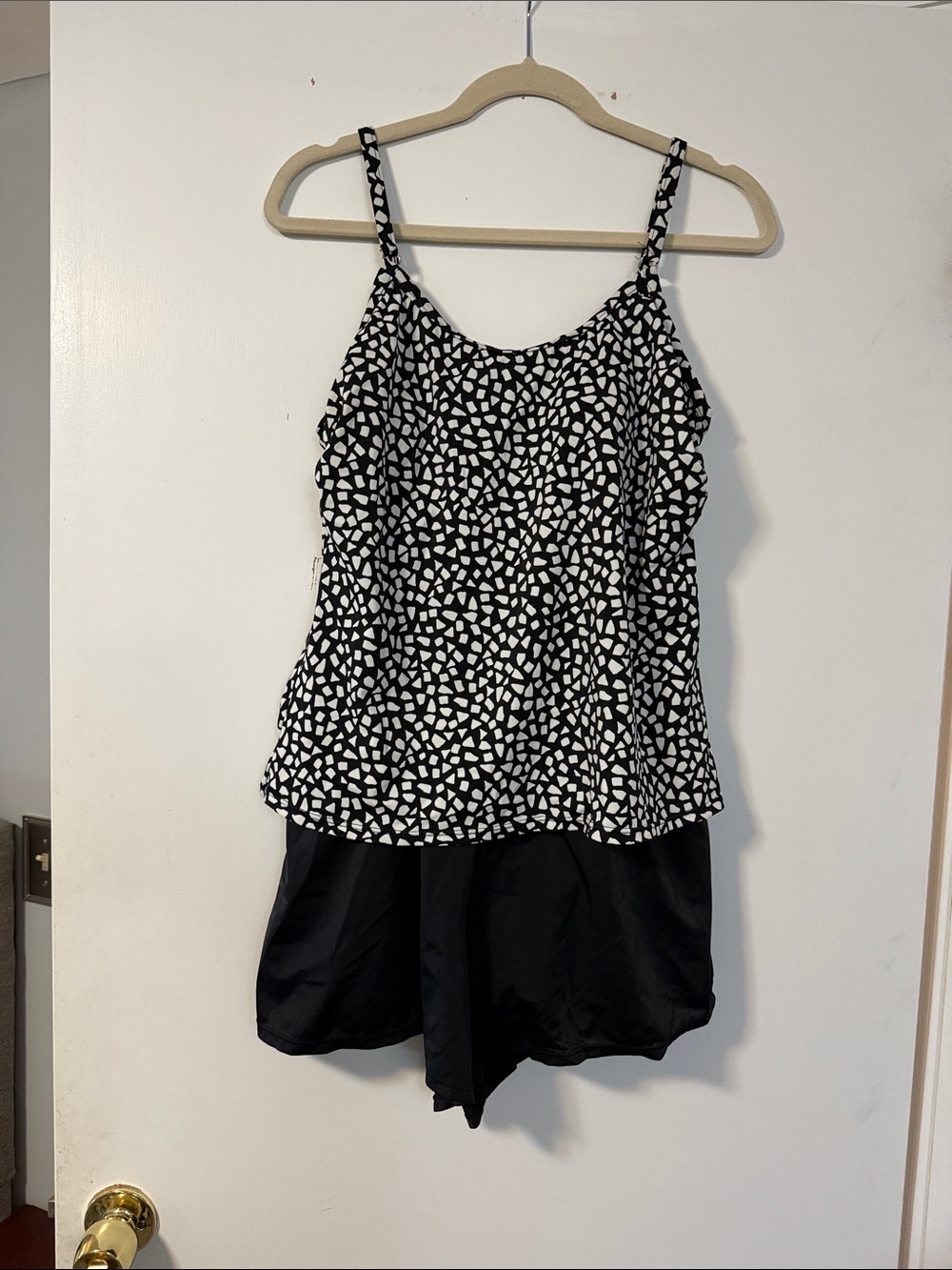 croft & barrow Black and White Geometric One-Piece Swim with Skirted Shorts